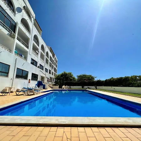 Classic 1 With Pool By Homing Apartmán *