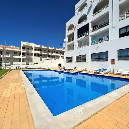 Classic 1 With Pool By Homing Apartment