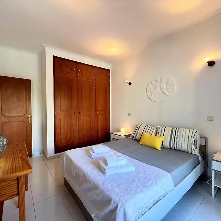 Classic 1 With Pool By Homing Apartment *