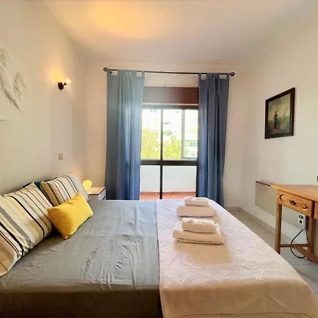 Apartment Classic 1 With Pool By Homing *