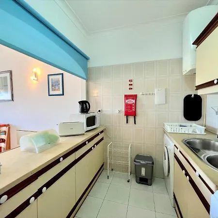 Apartment Classic 1 With Pool By Homing