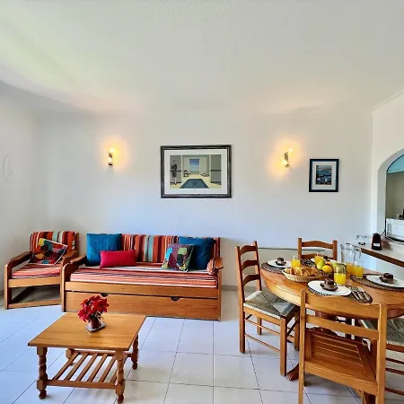 Apartment Classic 1 With Pool By Homing Albufeira